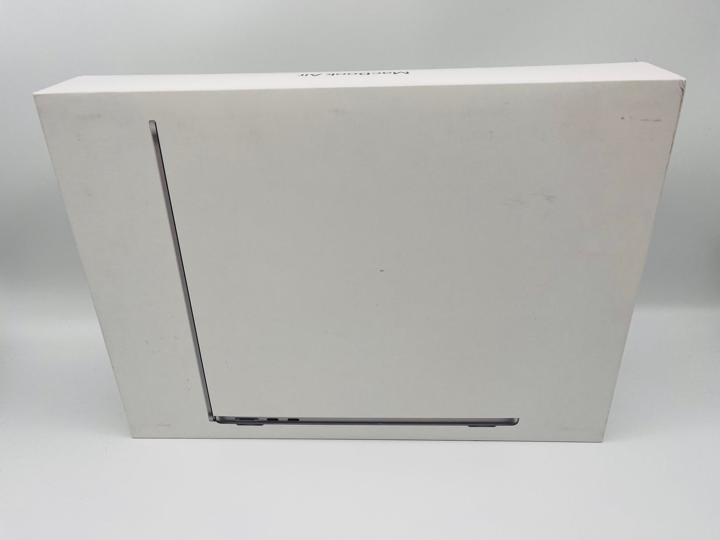 Apple MacBook Air (2024) - 13.6-inch Liquid Retina Display, M3 Chip, 16GB RAM, 256GB SSD -  A3113 - MC8G4LL/A