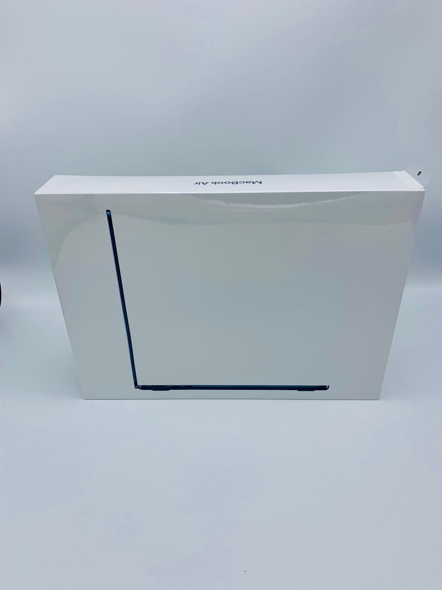 Apple MacBook Air 13” M2 – 16GB RAM, 256GB SSD – Midnight (A2681, MC7X4LL/A)